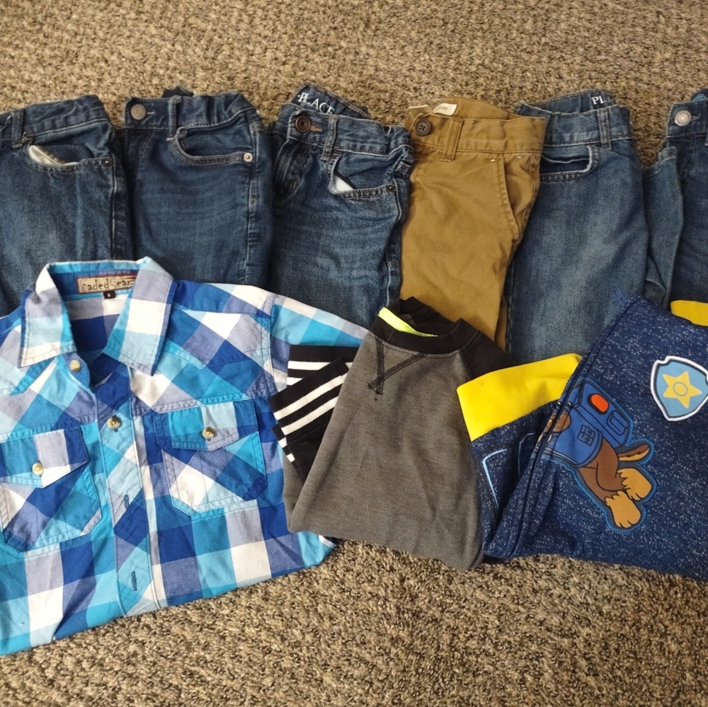 Boys size 6 and 7 lot of pants and tops